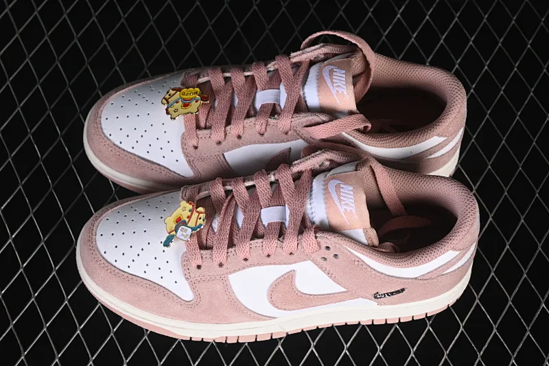 All categories Nk SB Dunk series Nk SB Dunk Low low-top sneakers Nike SB Dunk Low Year of the Horse pink and white low-top casual sneakers IB4417-102